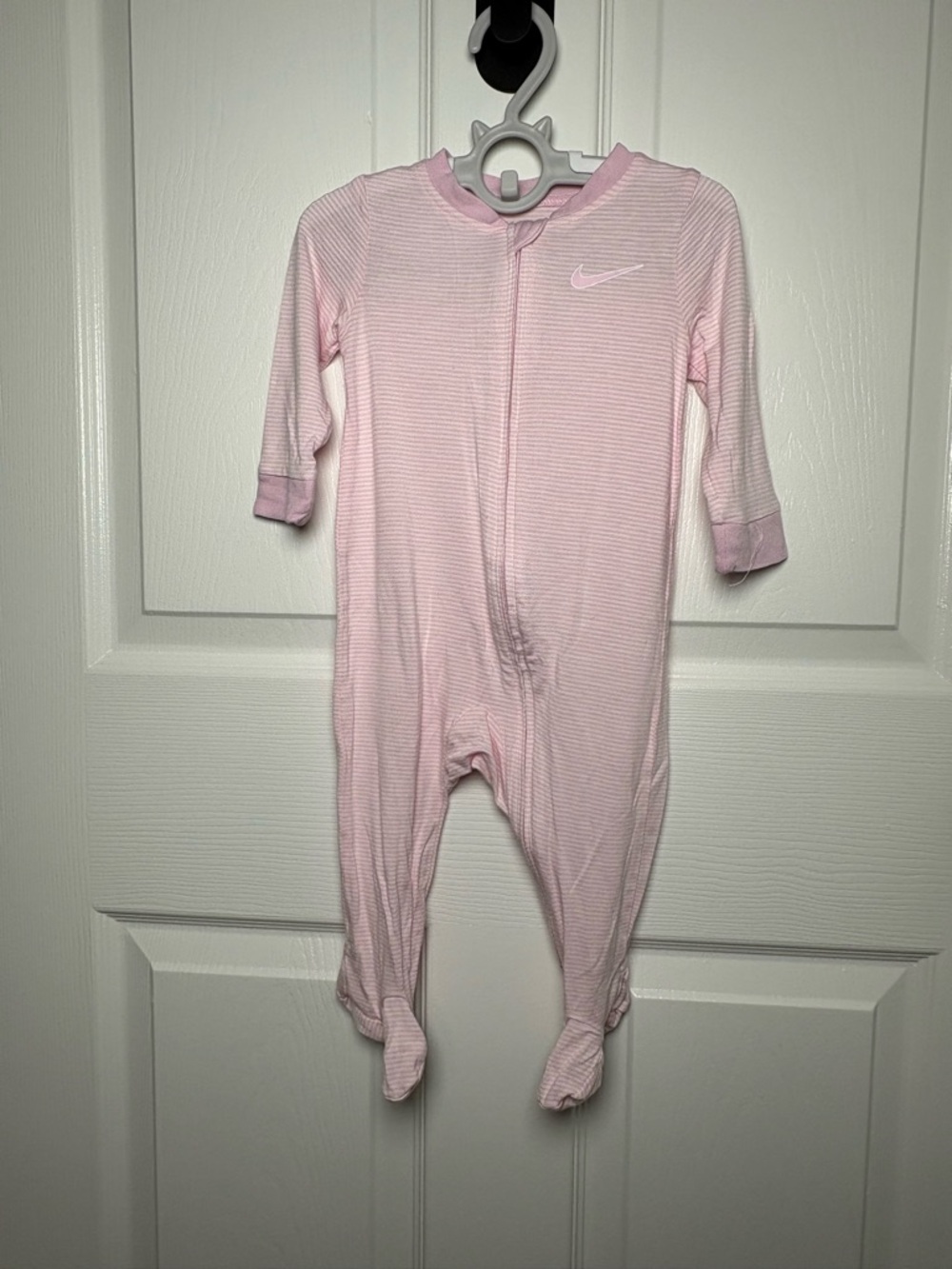 Nike Baby Pink Stripe Footed Zippy Sleeper 9M NWOT Bamboo Feel